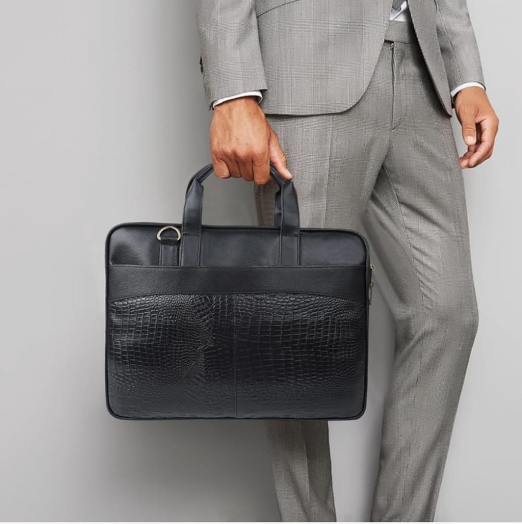Vintage Black  Leather Laptop Bag – Timeless Style with Modern Utility