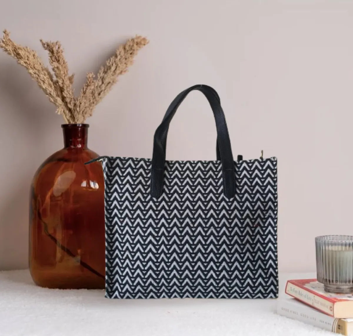 Black Premium Patterned Hand Bag For Women